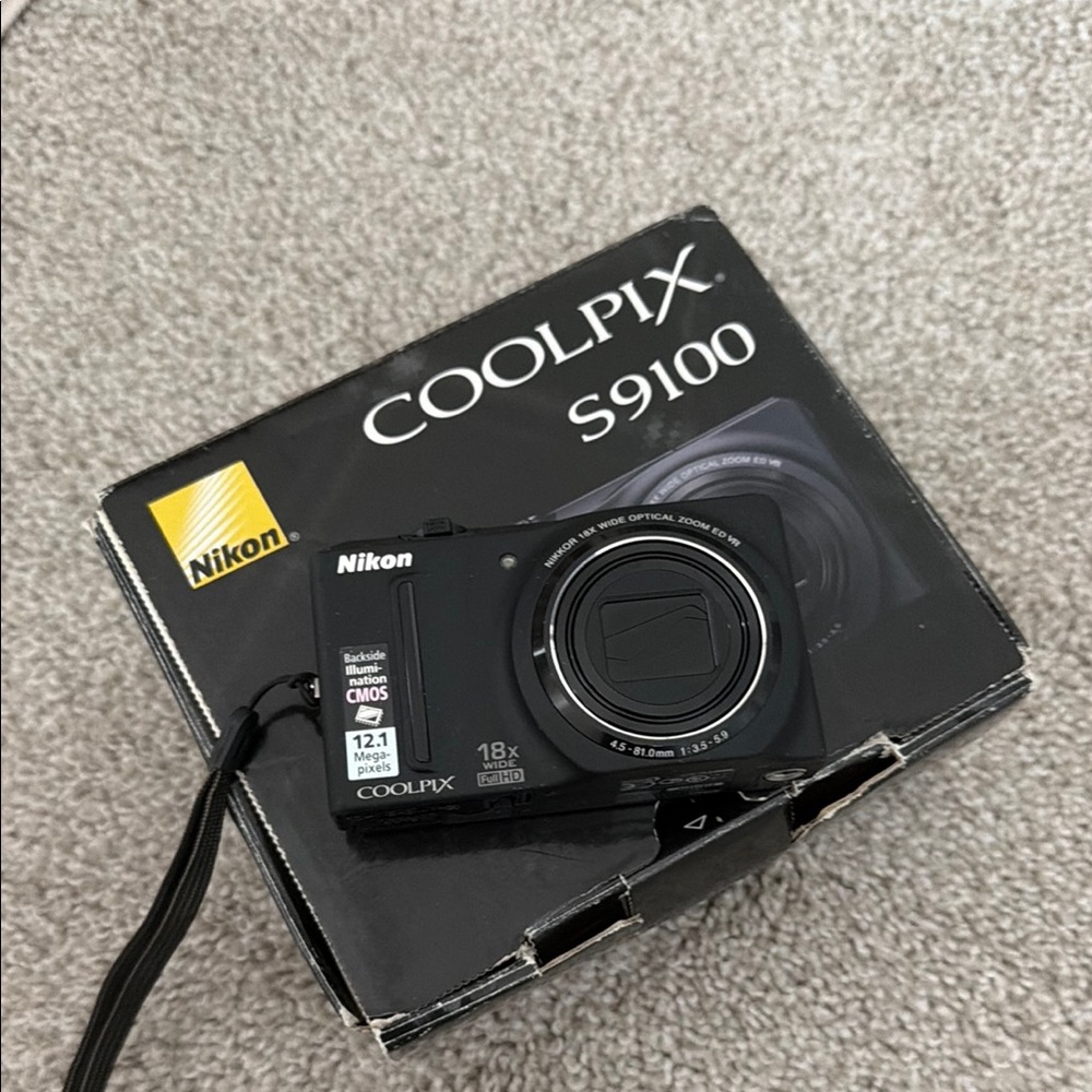 Nikon COOLPIX S9100 Compact Digital Camera - Black